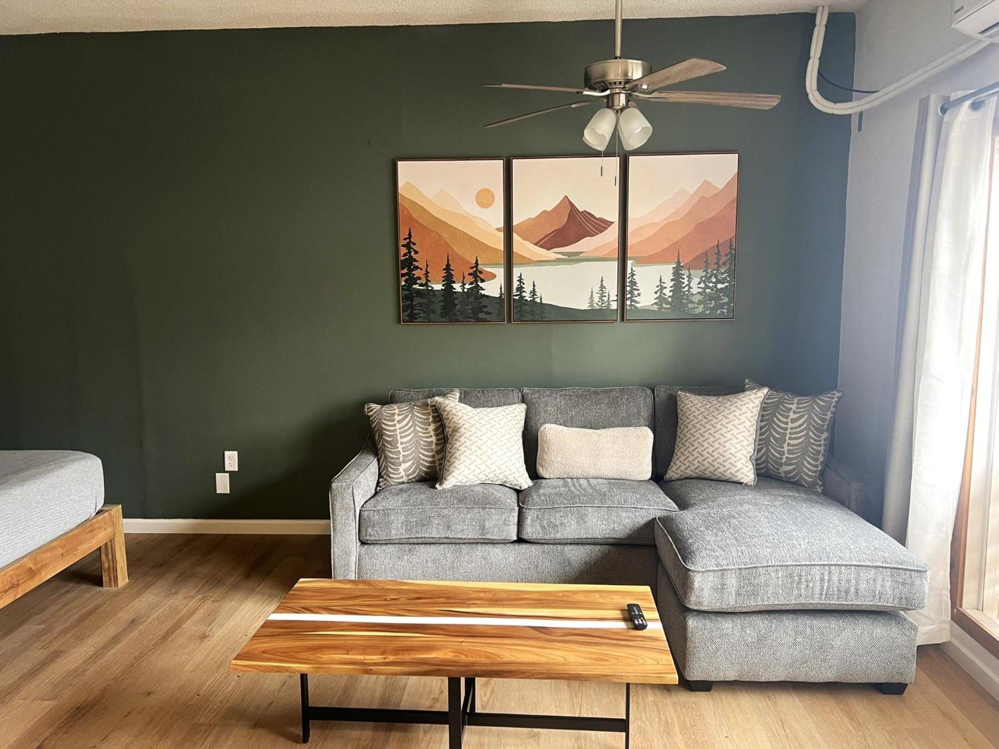 Wofford Village Studios Wofford Heights Luaran gambar