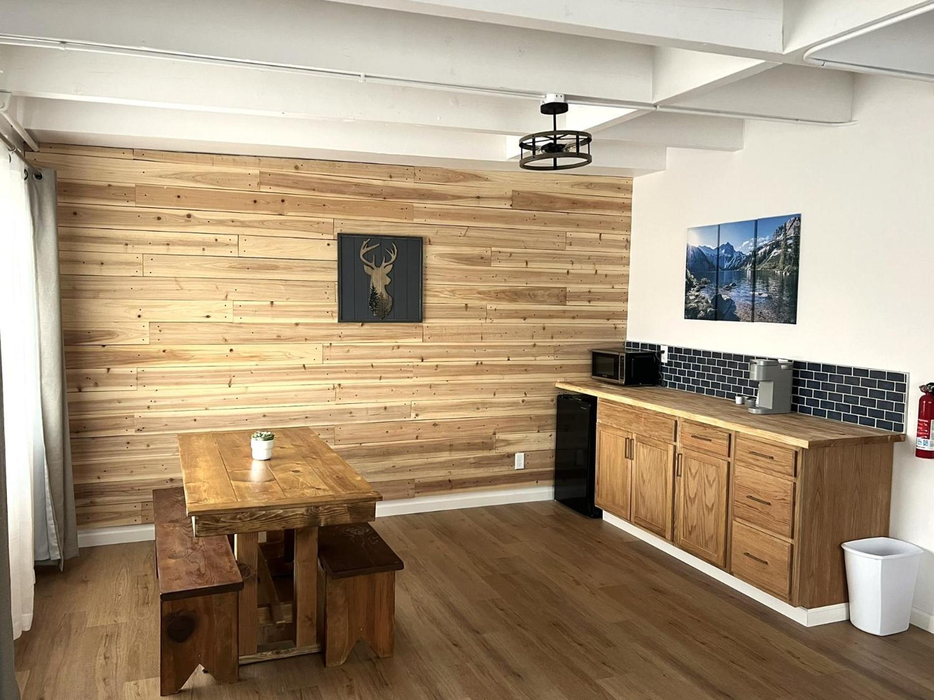 Wofford Village Studios Wofford Heights Luaran gambar