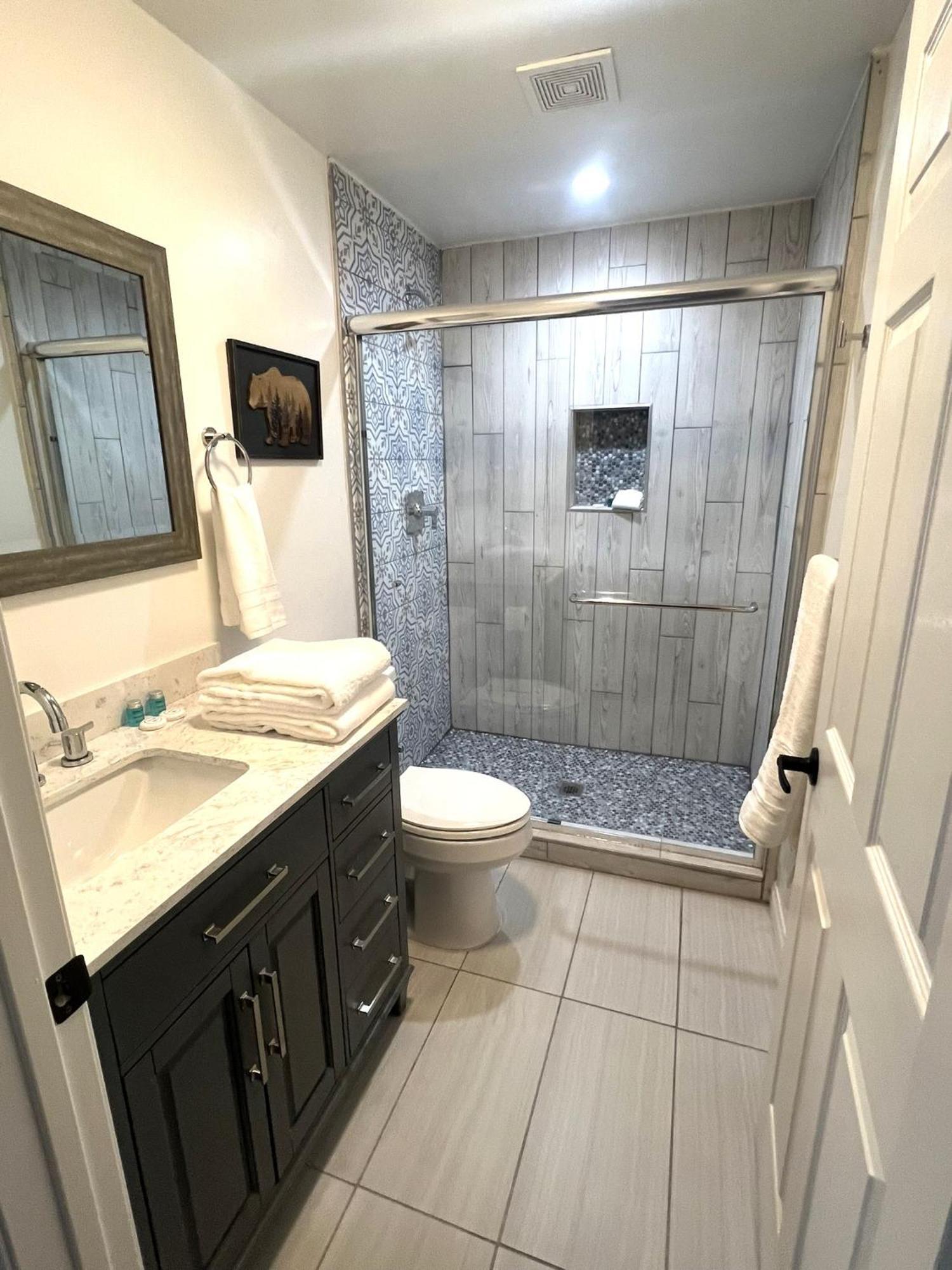 Wofford Village Studios Wofford Heights Luaran gambar